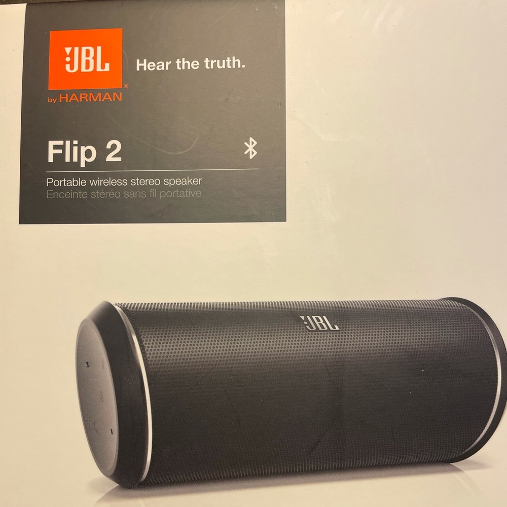 Flip 2 Wireless Portable Stereo Bluetooth Speaker